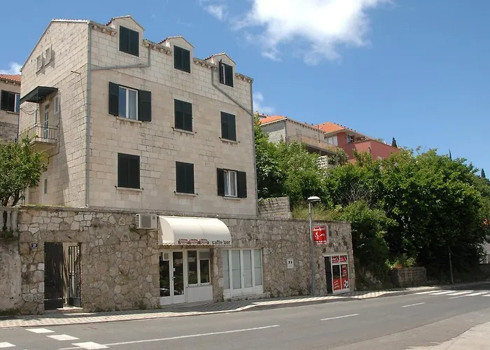 Apartments Eldin